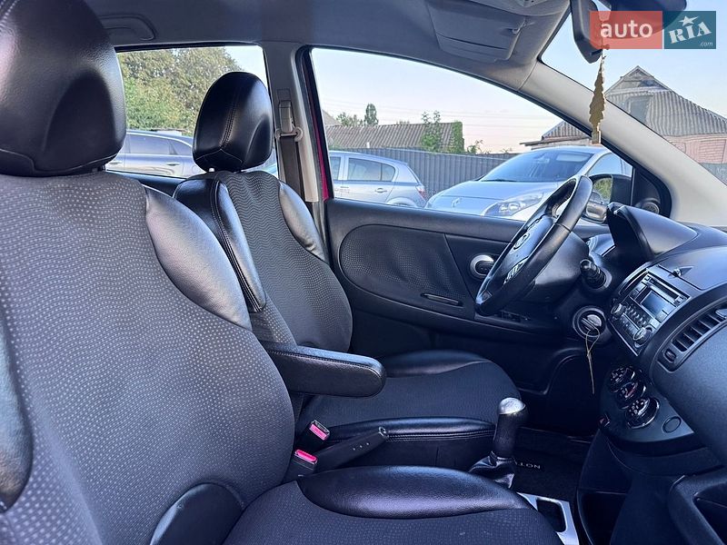 Хэтчбек Nissan Note 2012 в Звенигородке фото 22 Хэтчбек Nissan Note 2012 в Звенигородке