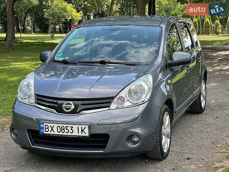 Хэтчбек Nissan Note 2010 в Хмельницком