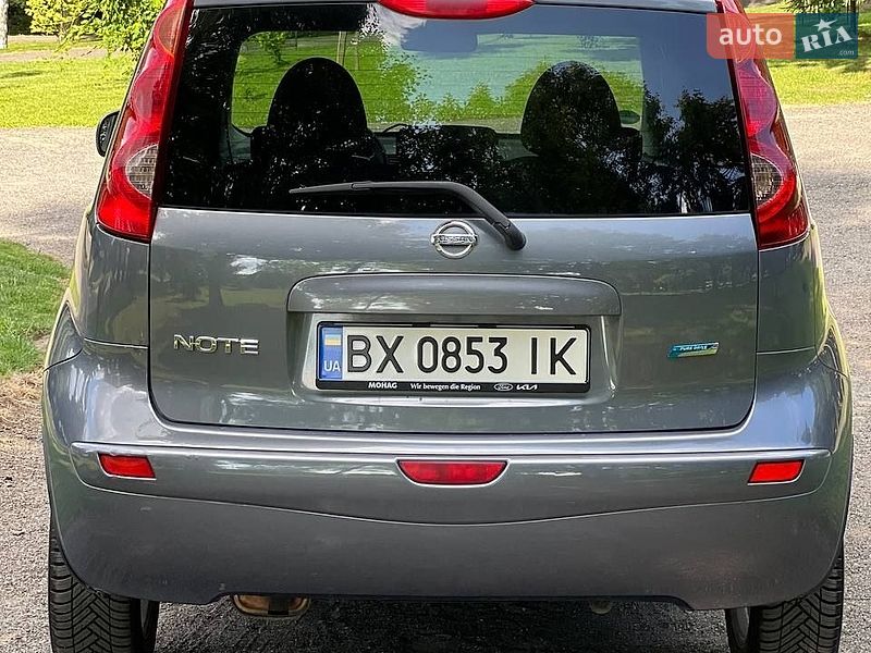 Хэтчбек Nissan Note 2010 в Хмельницком
