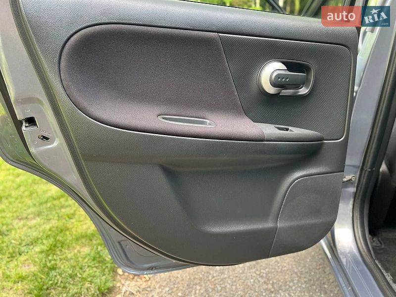 Хетчбек Nissan Note 2010 в Хмельницькому фото 44 Хетчбек Nissan Note 2010 в Хмельницькому