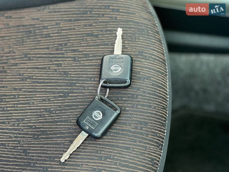 Хэтчбек Nissan Note 2010 в Хмельницком