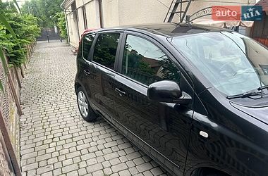 Хетчбек Nissan Note 2006 в Жовкві