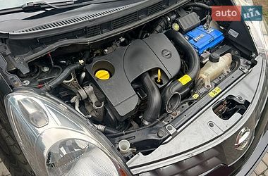 Хетчбек Nissan Note 2006 в Жовкві