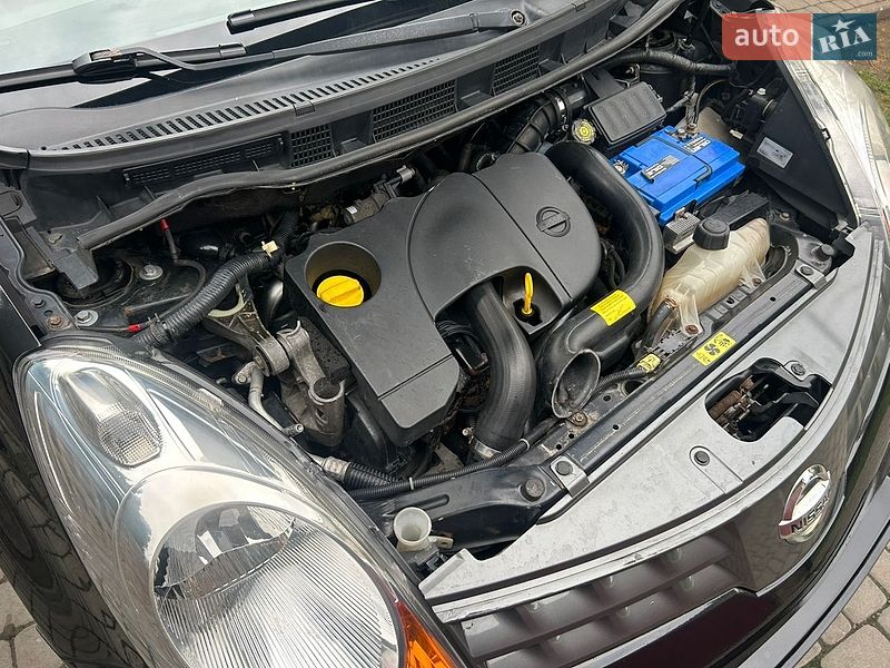 Хетчбек Nissan Note 2006 в Жовкві