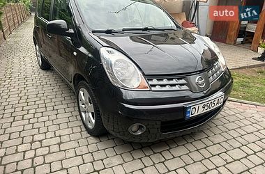 Хетчбек Nissan Note 2006 в Жовкві