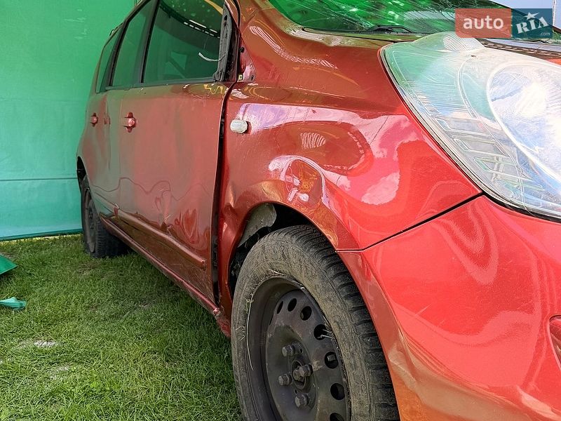 Хетчбек Nissan Note 2008 в Баришівка