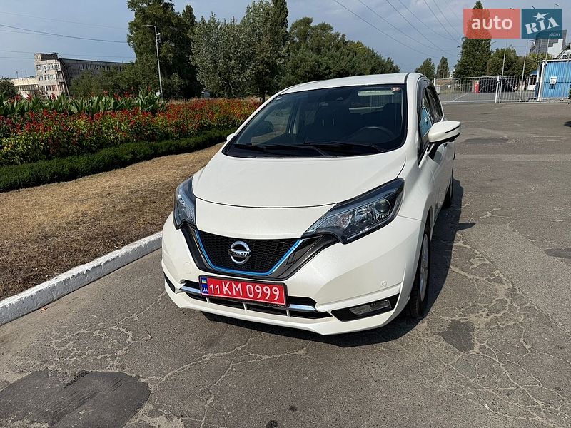 Хэтчбек Nissan Note 2018 в Киеве фото 2 Хэтчбек Nissan Note 2018 в Киеве