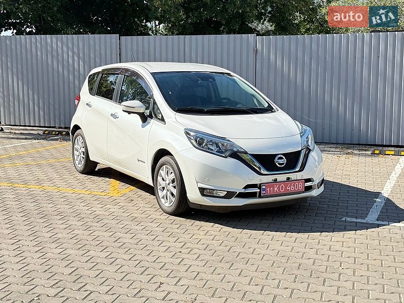Хэтчбек Nissan Note 2018 в Киеве