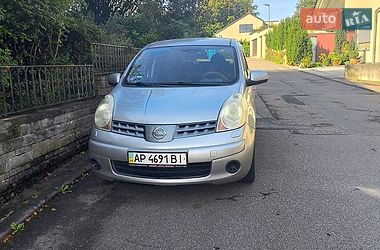 Хэтчбек Nissan Note 2008 в Запорожье