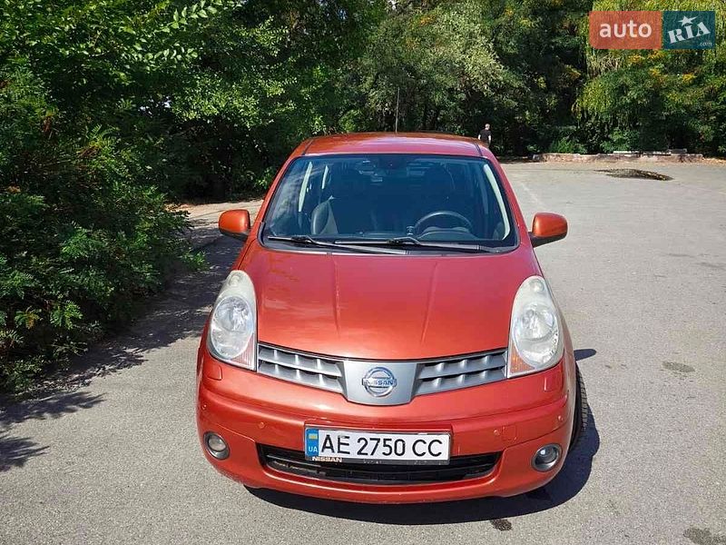 Хетчбек Nissan Note 2008 в Дніпрі