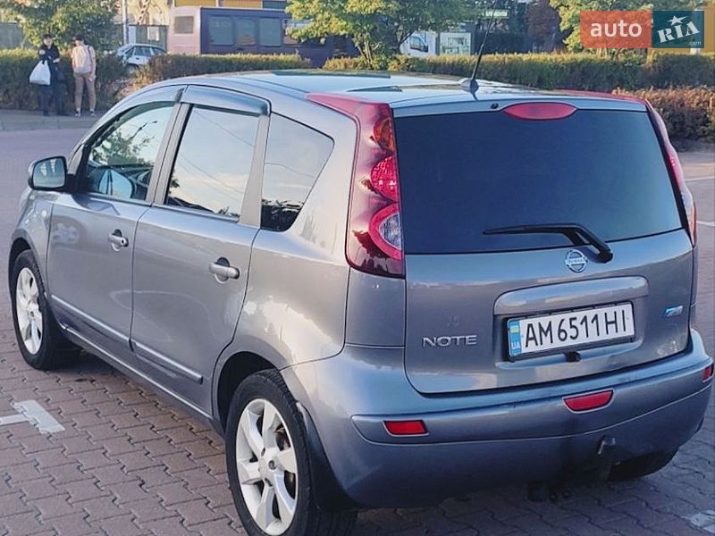 Хетчбек Nissan Note 2009 в Житомирі