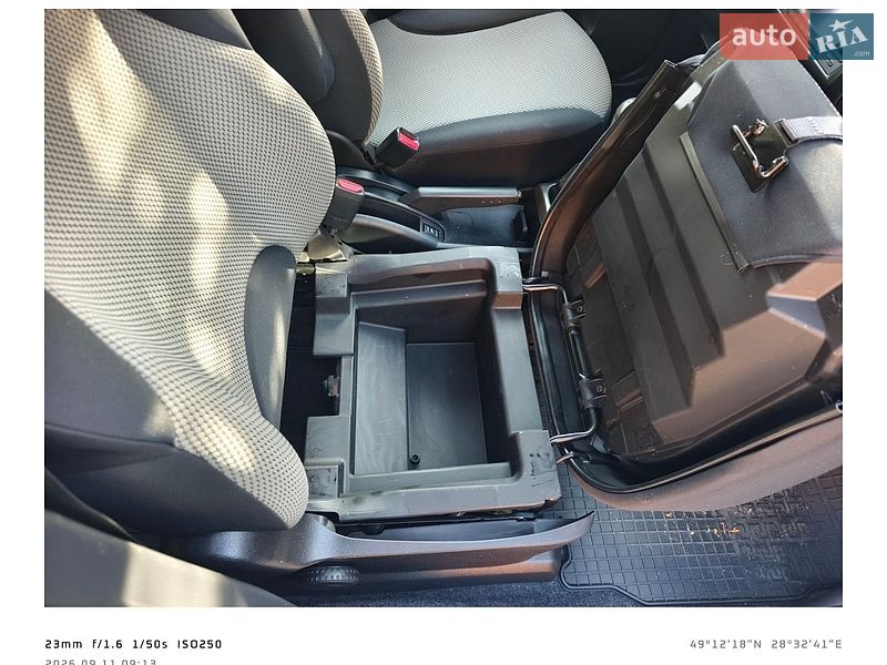 Хетчбек Nissan Note 2011 в Вінниці