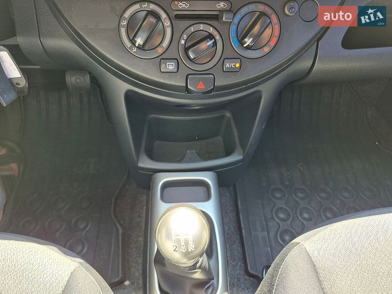 Хетчбек Nissan Note 2011 в Кропивницькому
