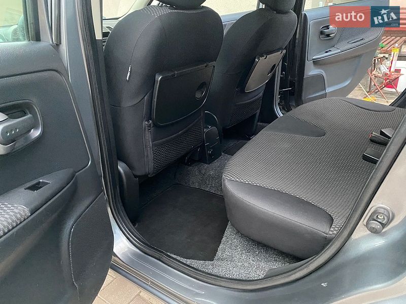 Хэтчбек Nissan Note 2007 в Виннице