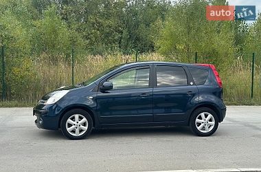 Хэтчбек Nissan Note 2007 в Коростене