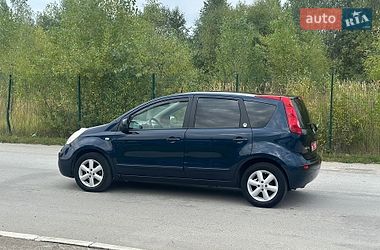Хэтчбек Nissan Note 2007 в Коростене
