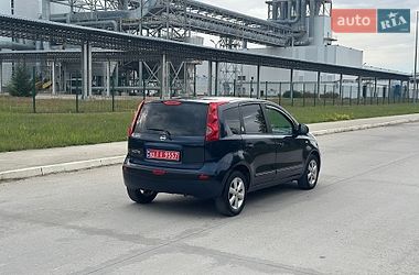 Хэтчбек Nissan Note 2007 в Коростене