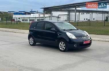 Хэтчбек Nissan Note 2007 в Коростене