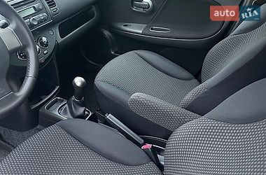 Хэтчбек Nissan Note 2007 в Коростене