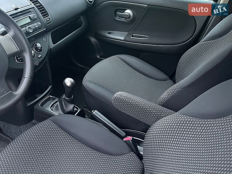 Хэтчбек Nissan Note 2007 в Коростене