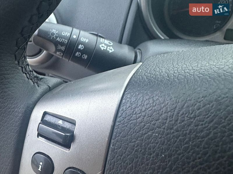 Хэтчбек Nissan Note 2007 в Коростене