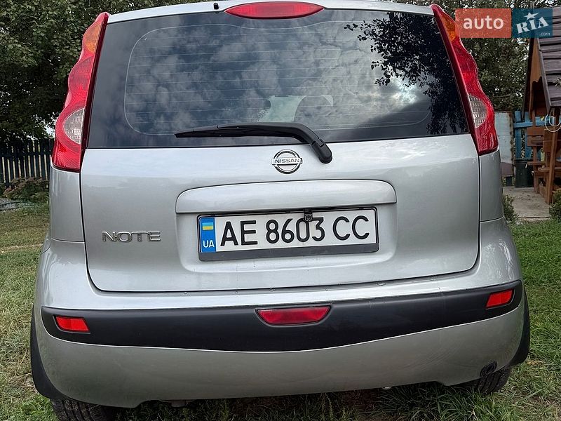 Хэтчбек Nissan Note 2007 в Полтаве