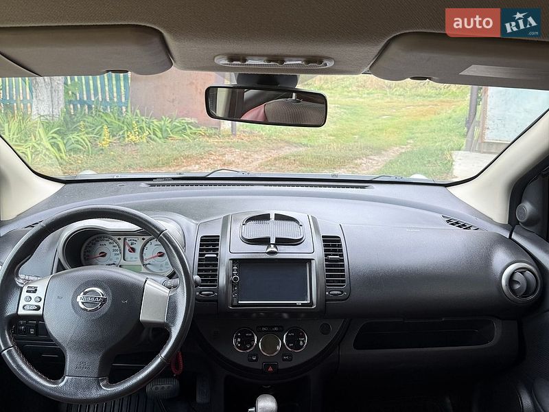 Хэтчбек Nissan Note 2007 в Полтаве