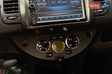 Хэтчбек Nissan Note 2007 в Полтаве