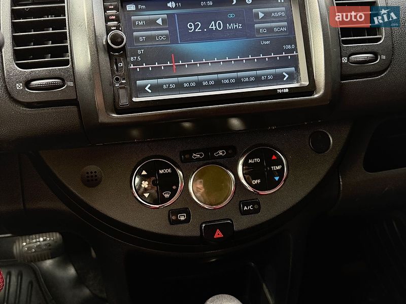 Хэтчбек Nissan Note 2007 в Полтаве