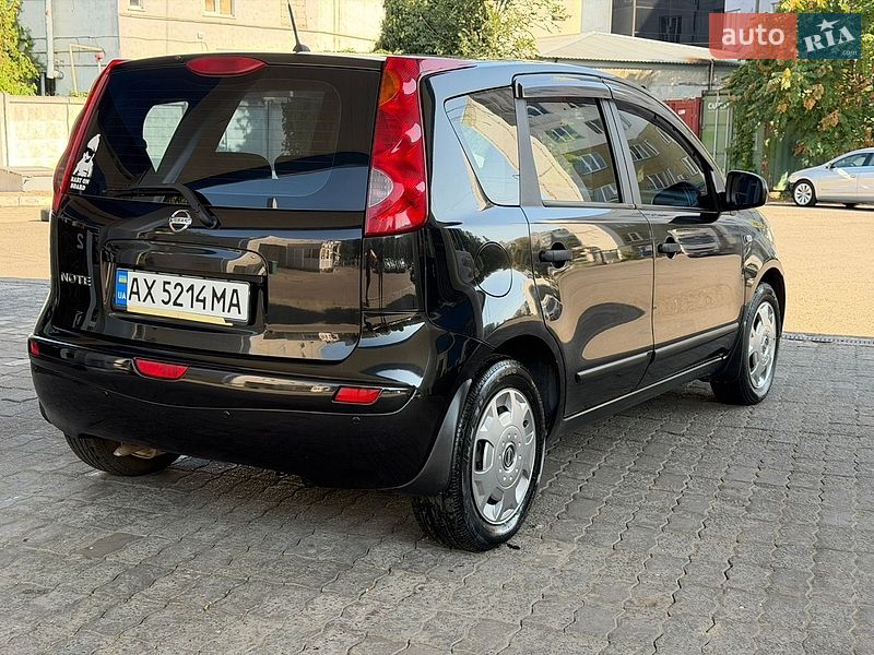 Хэтчбек Nissan Note 2008 в Одессе