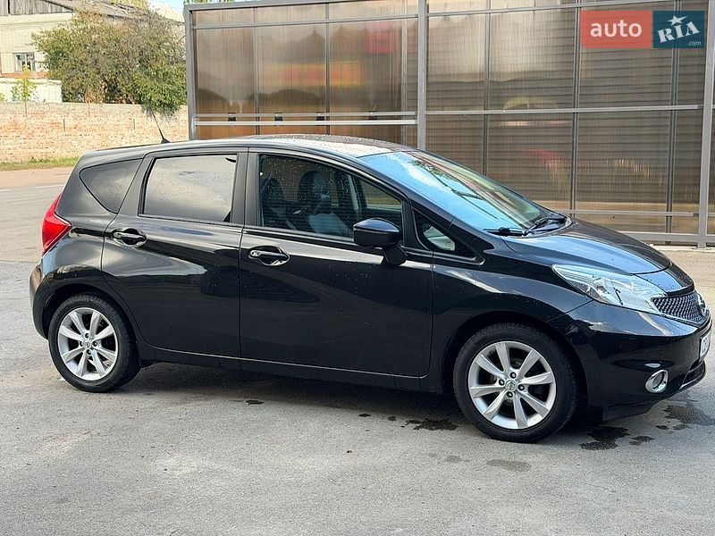 Хэтчбек Nissan Note 2015 в Чернигове