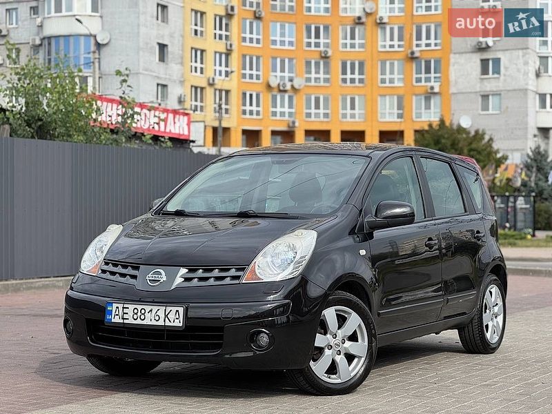 Хэтчбек Nissan Note 2008 в Днепре