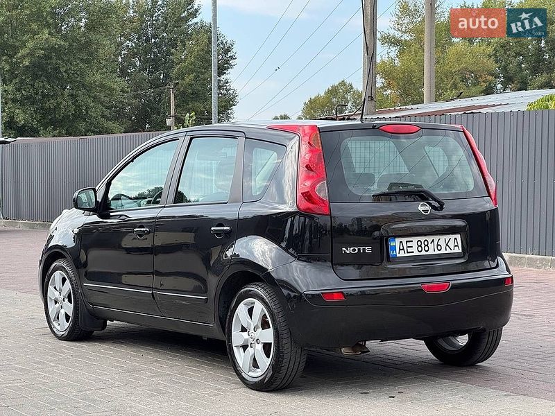 Хэтчбек Nissan Note 2008 в Днепре