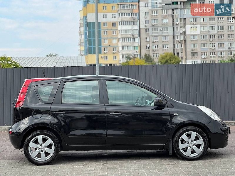Хэтчбек Nissan Note 2008 в Днепре