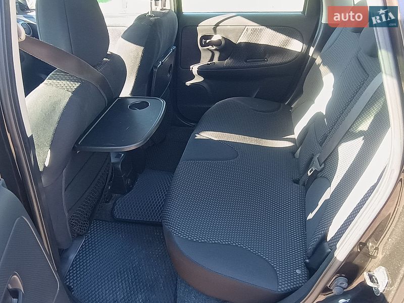 Хэтчбек Nissan Note 2008 в Прилуках