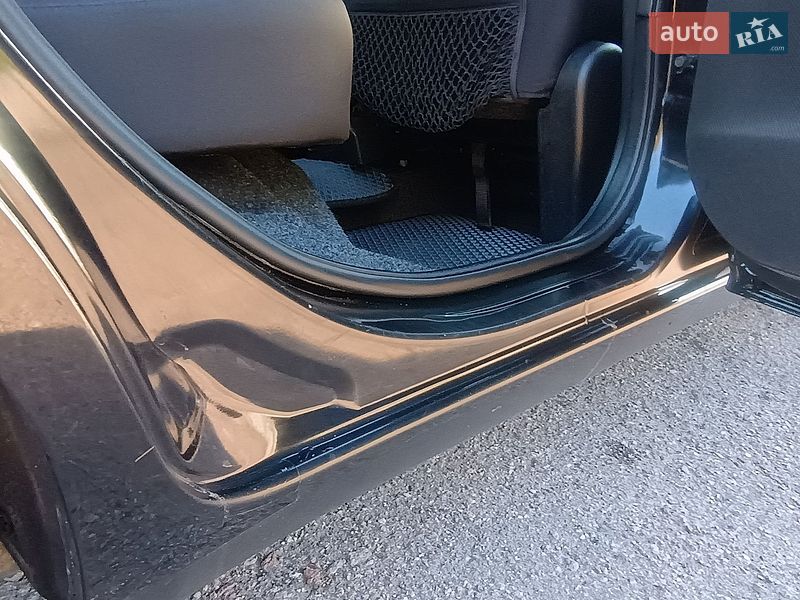 Хэтчбек Nissan Note 2008 в Прилуках
