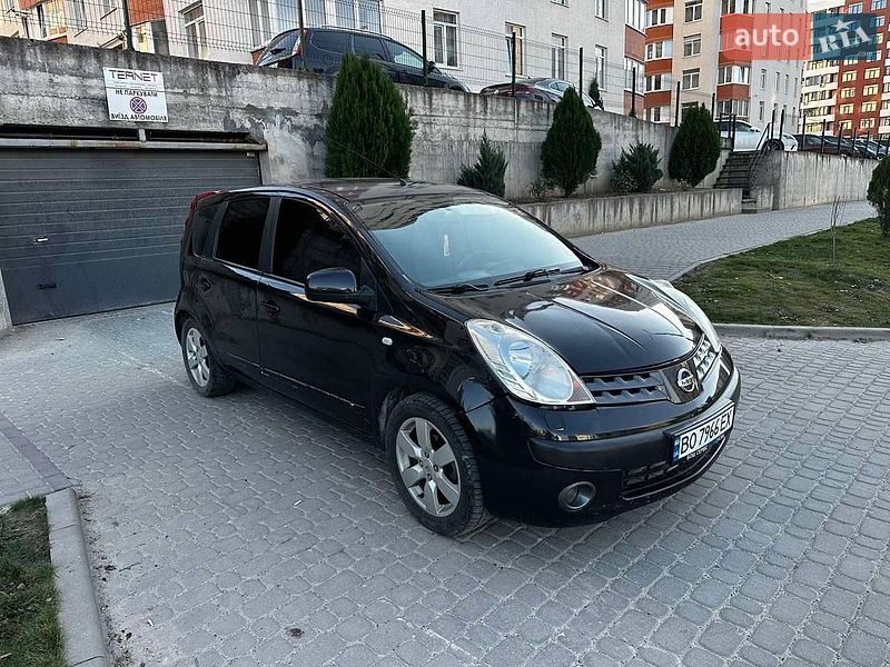 Хэтчбек Nissan Note 2006 в Тернополе