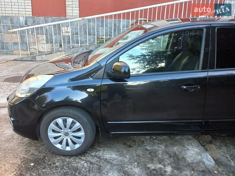 Хетчбек Nissan Note 2012 в Нетішині фото 3 Хетчбек Nissan Note 2012 в Нетішині