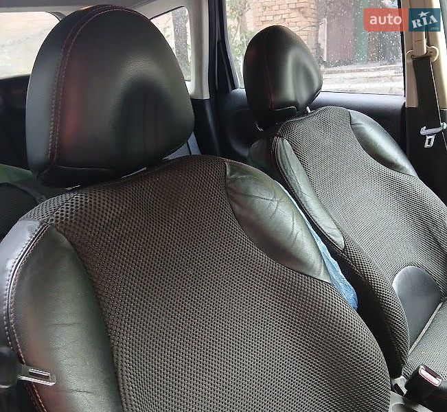 Хетчбек Nissan Note 2007 в Києві фото 18 Хетчбек Nissan Note 2007 в Києві