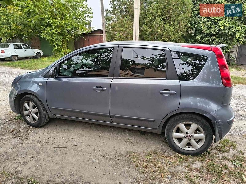 Хэтчбек Nissan Note 2007 в Запорожье