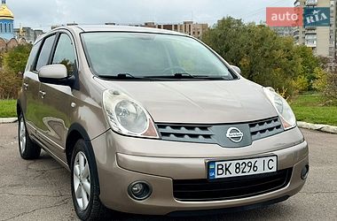 Хэтчбек Nissan Note 2008 в Ровно
