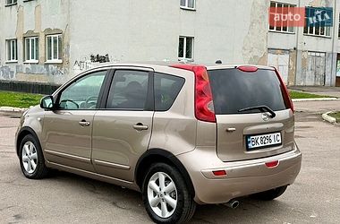 Хэтчбек Nissan Note 2008 в Ровно