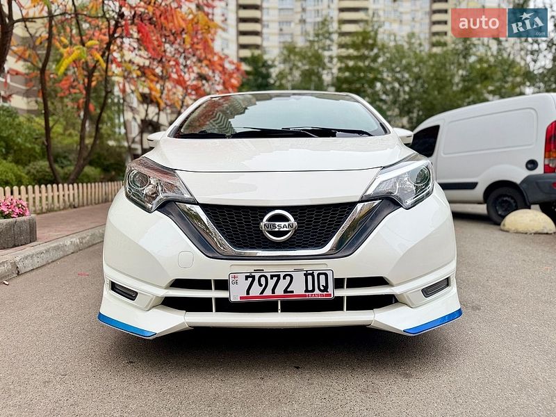 Хэтчбек Nissan Note 2016 в Киеве