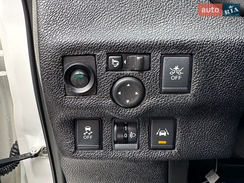 Хэтчбек Nissan Note 2016 в Киеве