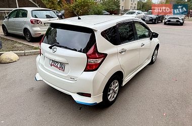 Хэтчбек Nissan Note 2016 в Киеве