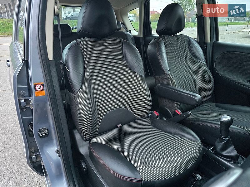 Хэтчбек Nissan Note 2008 в Хмельницком