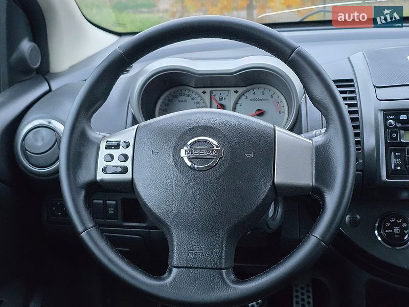Хэтчбек Nissan Note 2008 в Хмельницком