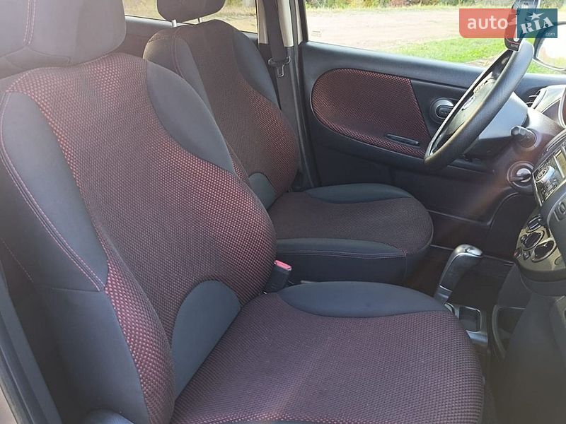 Хэтчбек Nissan Note 2008 в Черновцах