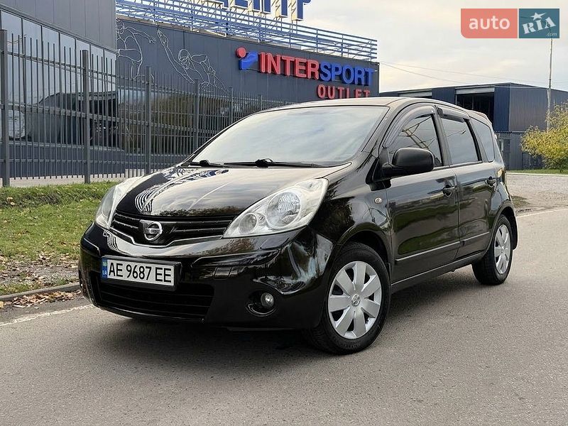 Хетчбек Nissan Note 2011 в Дніпрі