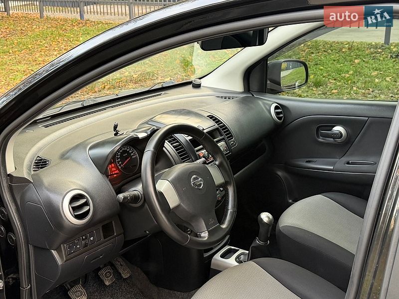 Хетчбек Nissan Note 2011 в Дніпрі